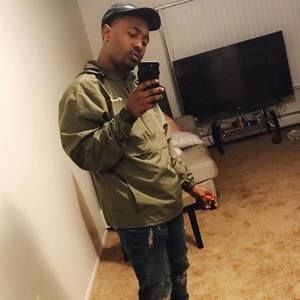 Meet your Posher, Dontez